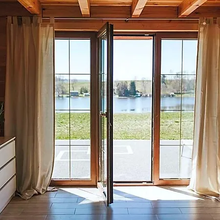 Sielanka Mazurska/mazury بيت خشبي *